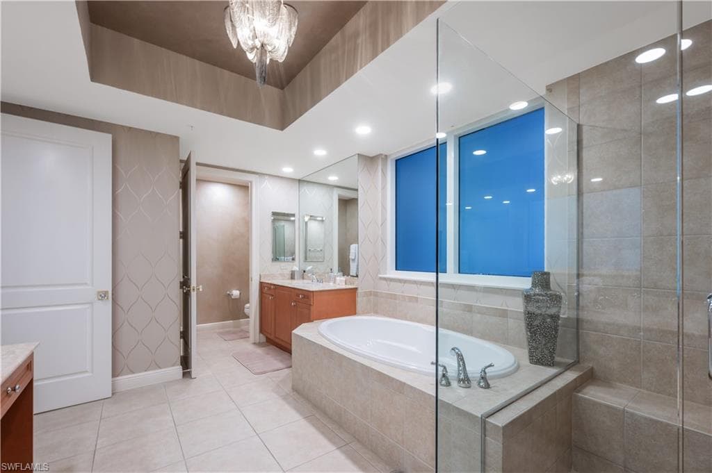 24031 Via Castella DR 1403-19