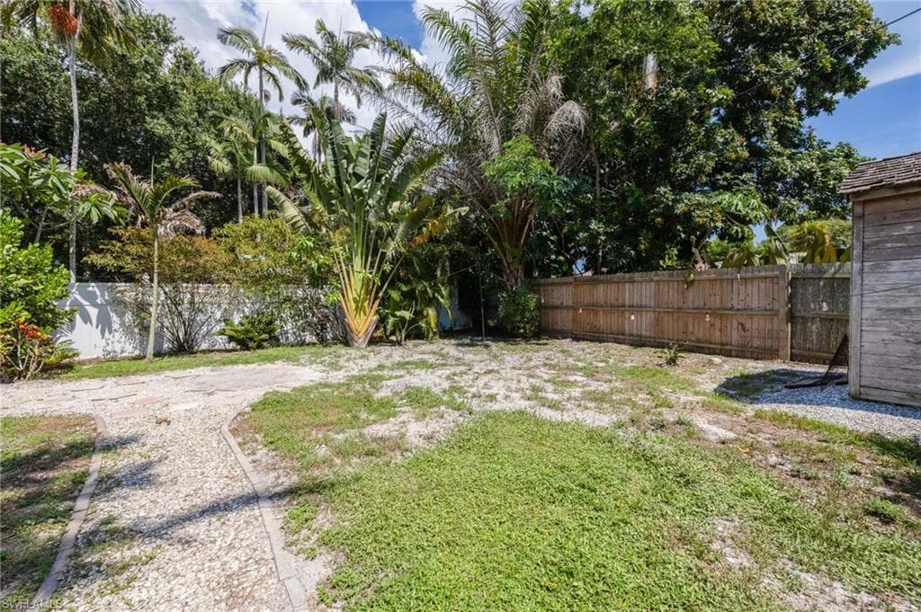 1248 Frank Whiteman BLVD-23