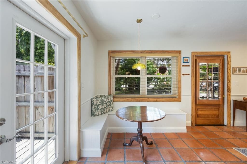 1248 Frank Whiteman BLVD-7
