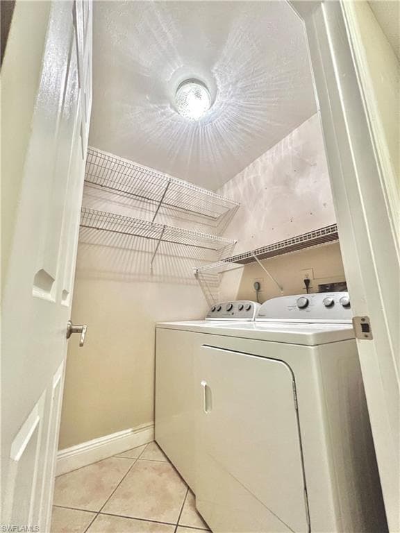 3417 Winkler AVE 602-14