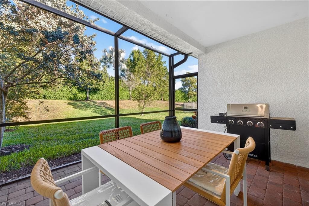 14567 Edgewater CIR-27