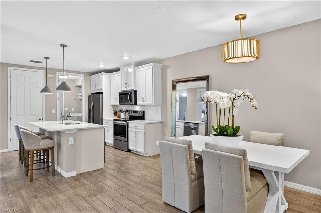 14567 Edgewater CIR-13
