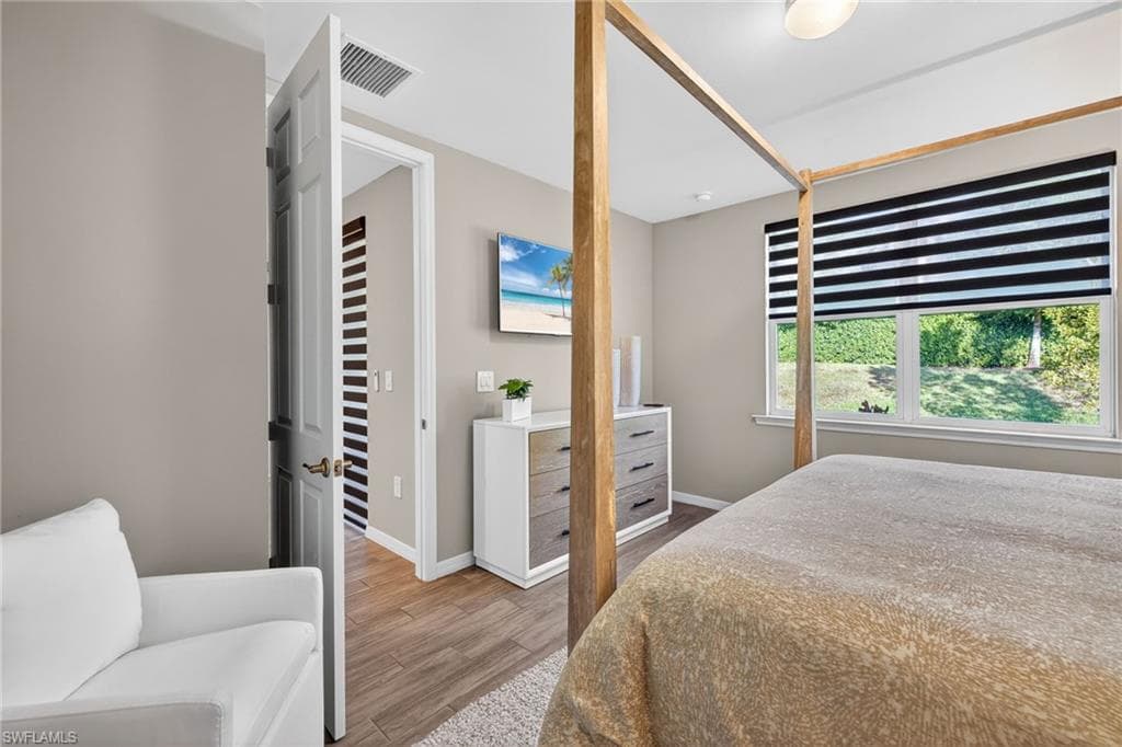 14567 Edgewater CIR-17