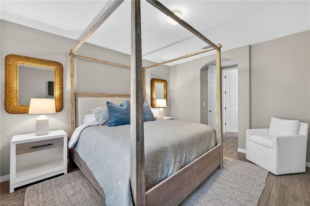 14567 Edgewater CIR-18