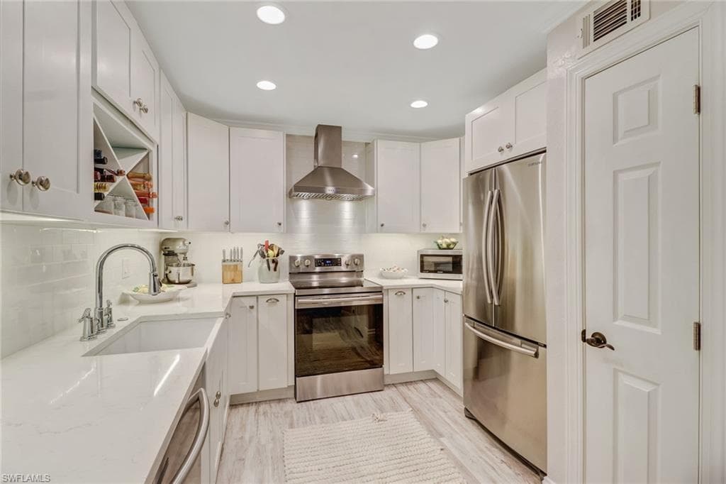 3180 Seasons WAY 909-1