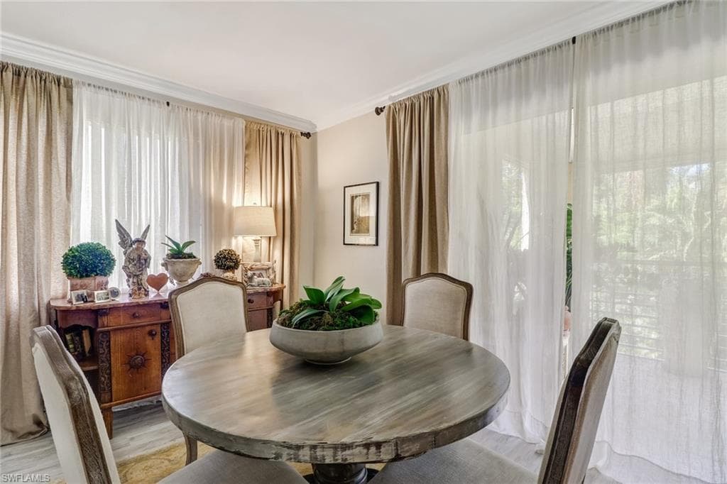 3180 Seasons WAY 909-15