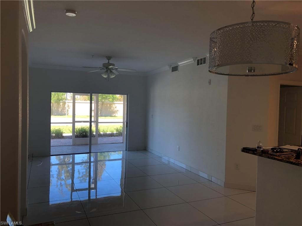 13150 Bella Casa CIR 1181-5
