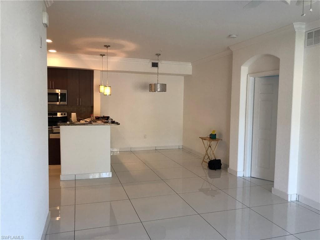 13150 Bella Casa CIR 1181-4