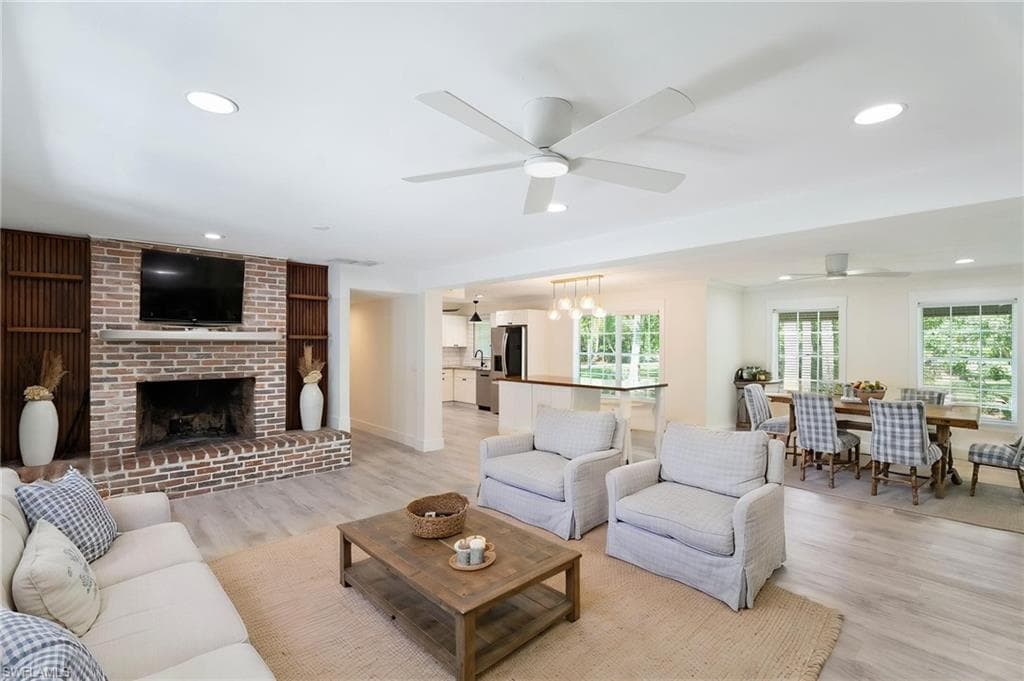 15180 Briar Ridge CIR-17