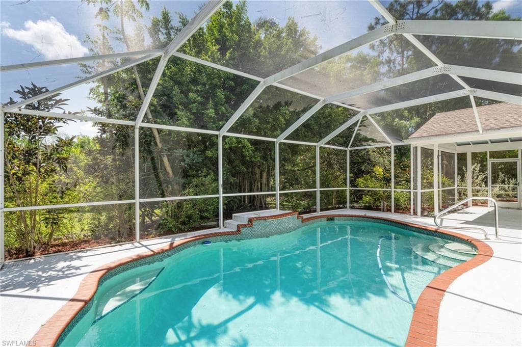 15180 Briar Ridge CIR-12