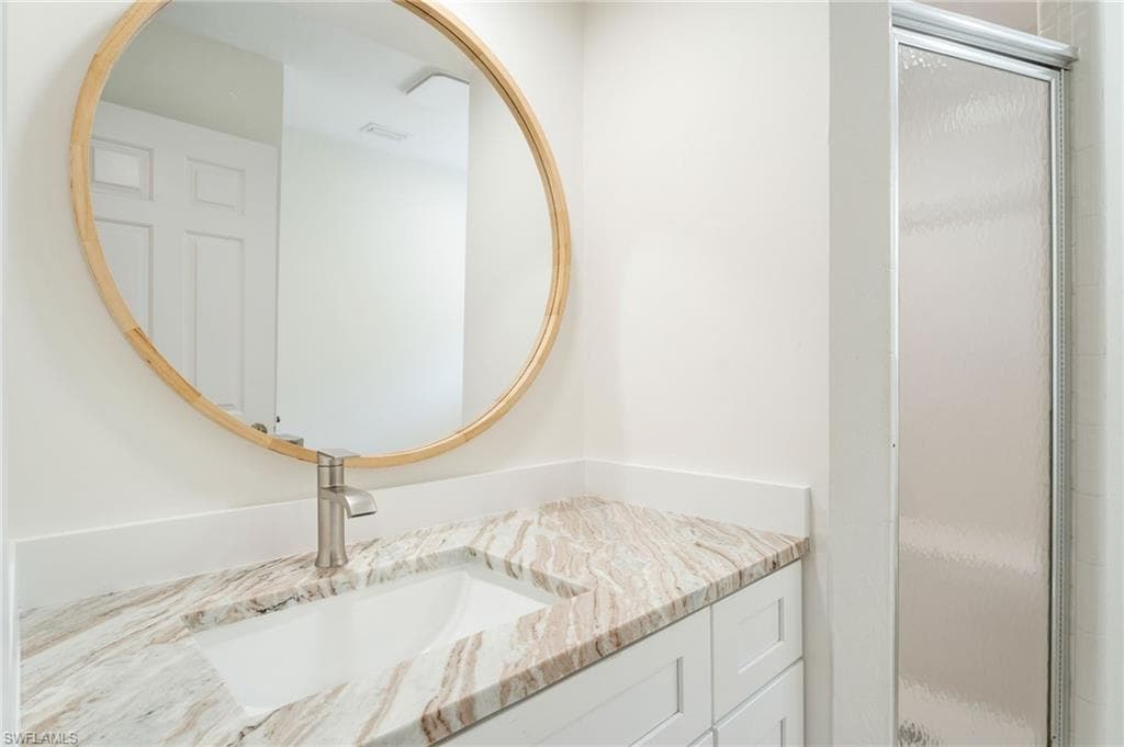 15180 Briar Ridge CIR-32