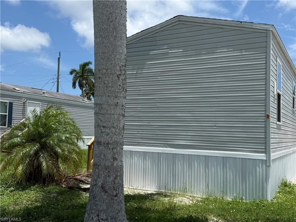12120 Cactus DR-13