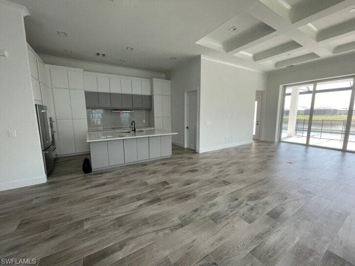 3725 Sapphire Cove CIR E-2