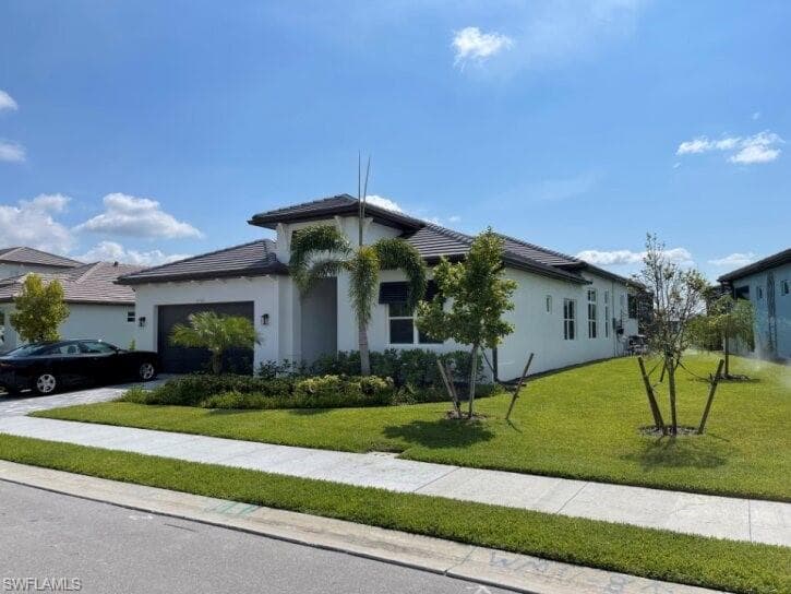 3725 Sapphire Cove CIR E-1