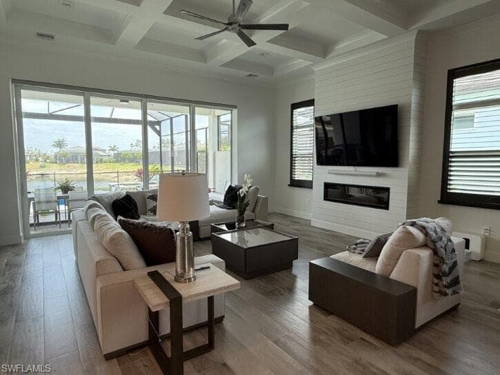 3725 Sapphire Cove CIR E-4