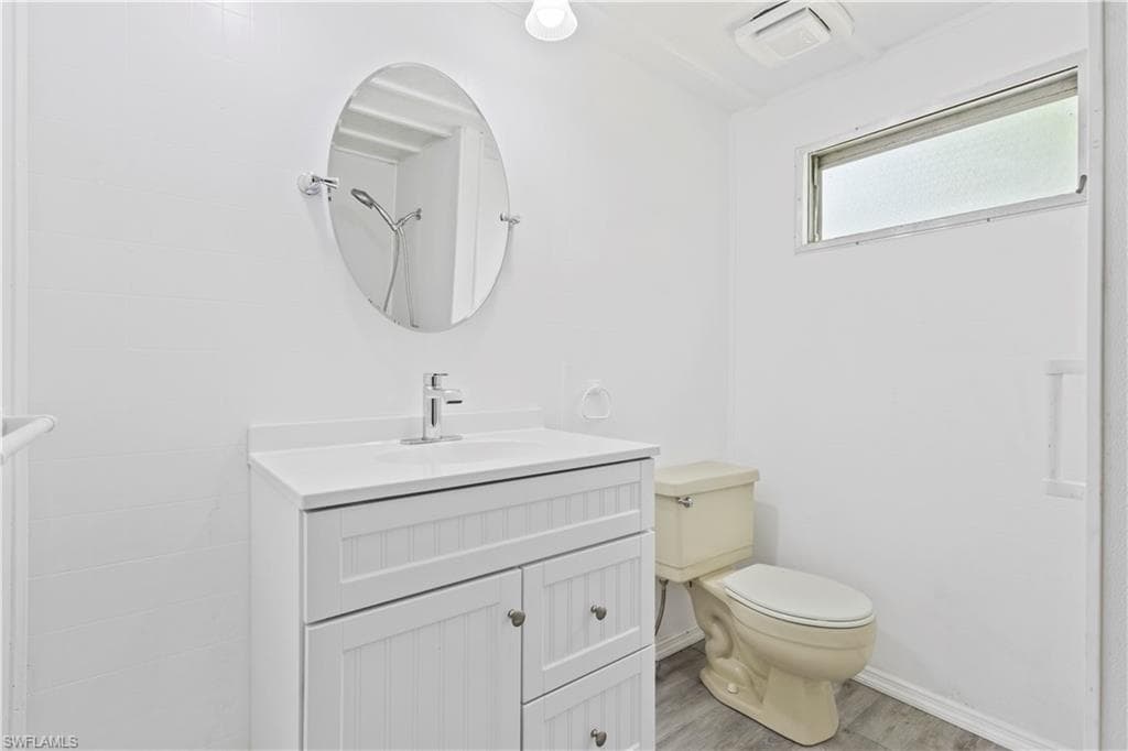 510 Menton LN-11