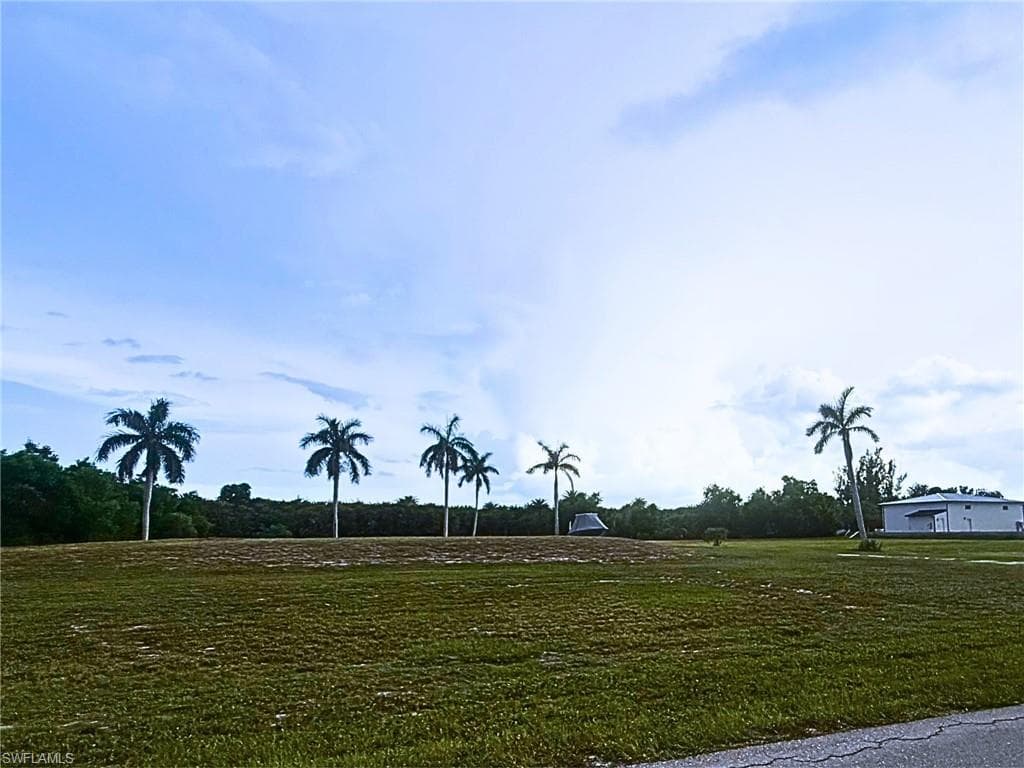7655 Barrancas AVE-4