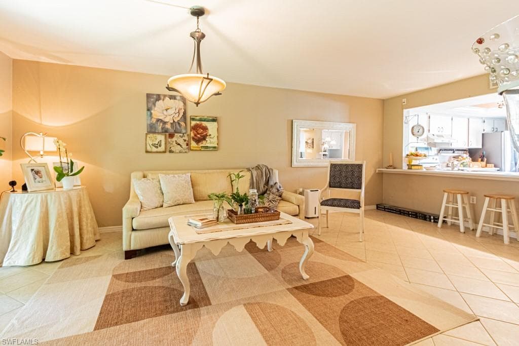 130 Cypress WAY E 1-27
