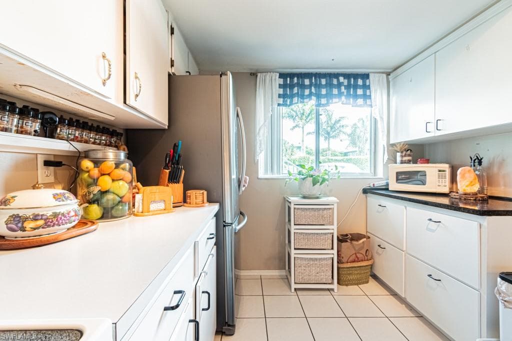 130 Cypress WAY E 1-16