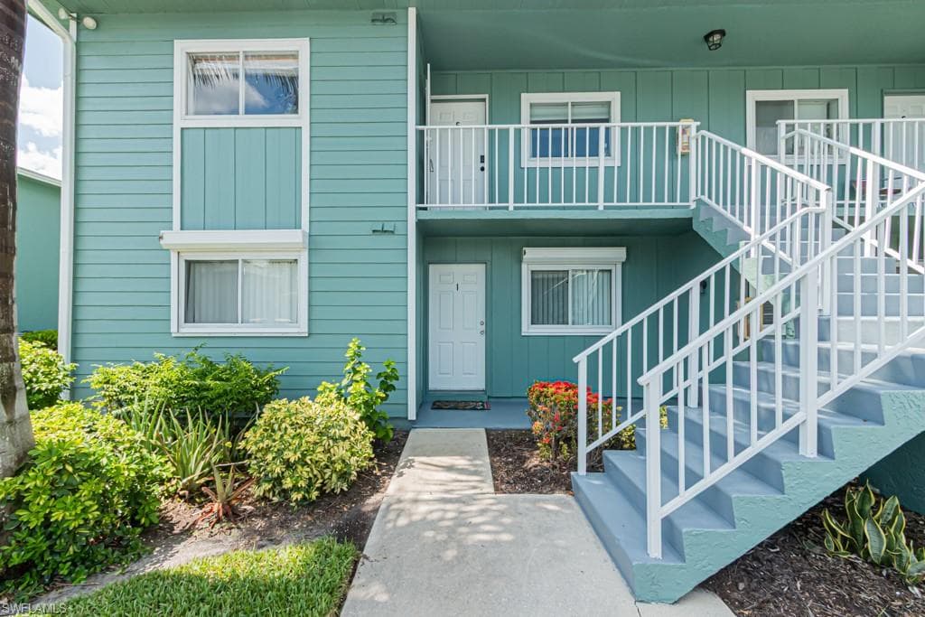 130 Cypress WAY E 1-1
