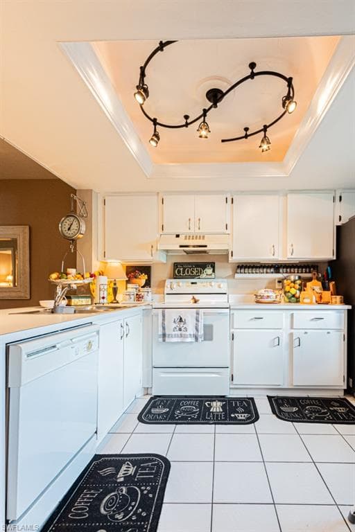 130 Cypress WAY E 1-19