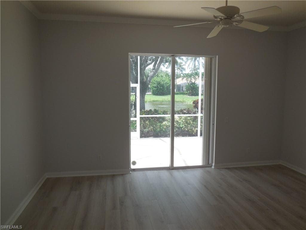 5299 Hawkesbury WAY-10