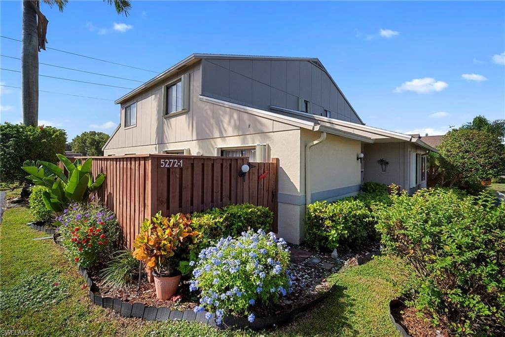 5272 Cedarbend DR 1-20