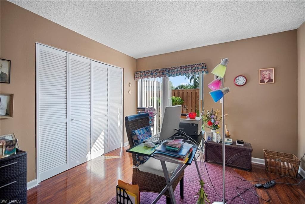 5272 Cedarbend DR 1-11