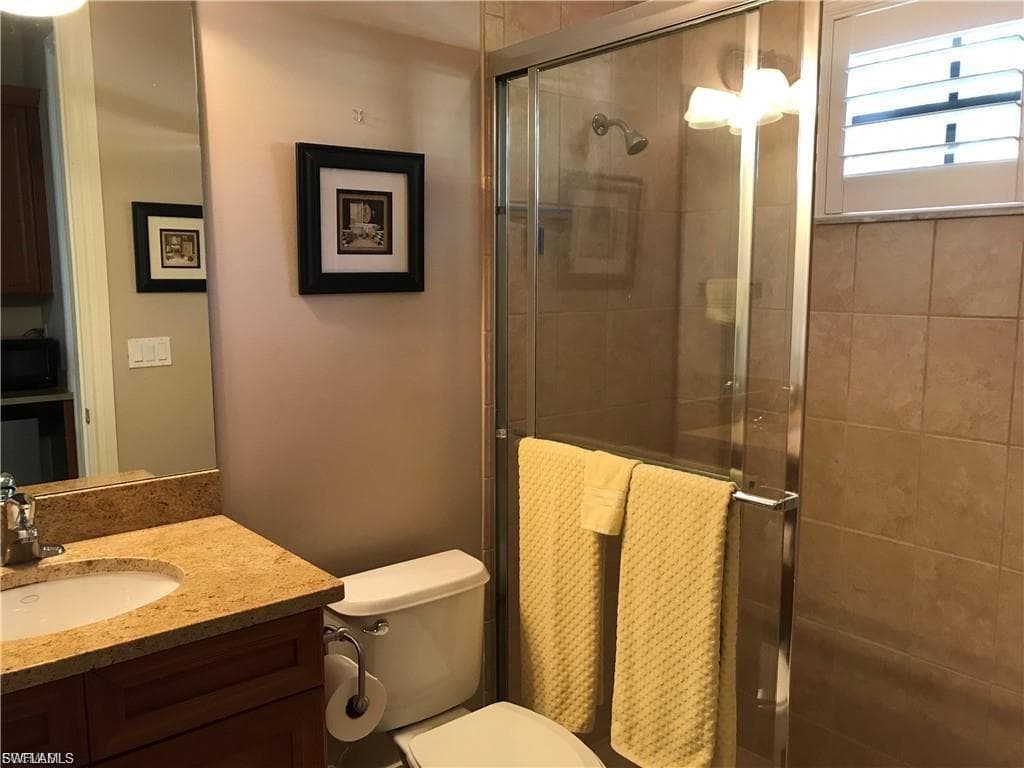 8314 Provencia CT-17