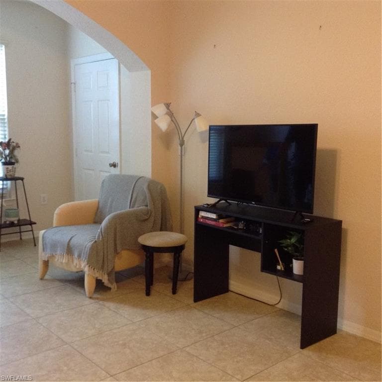 23660 Walden Center DR 306-5