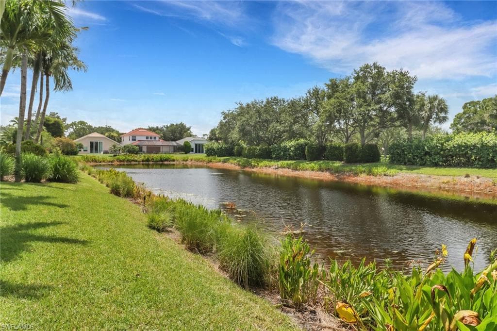 6773 Southern Oak CT-34