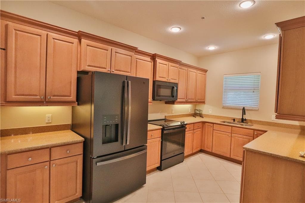 4341 Lazio WAY 1209-7