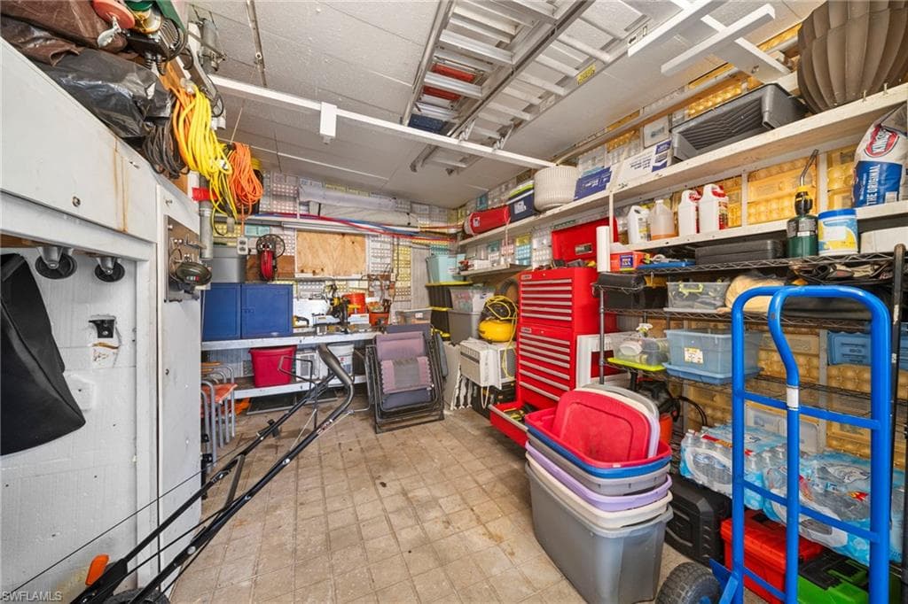 11170 Ballweg LN-22