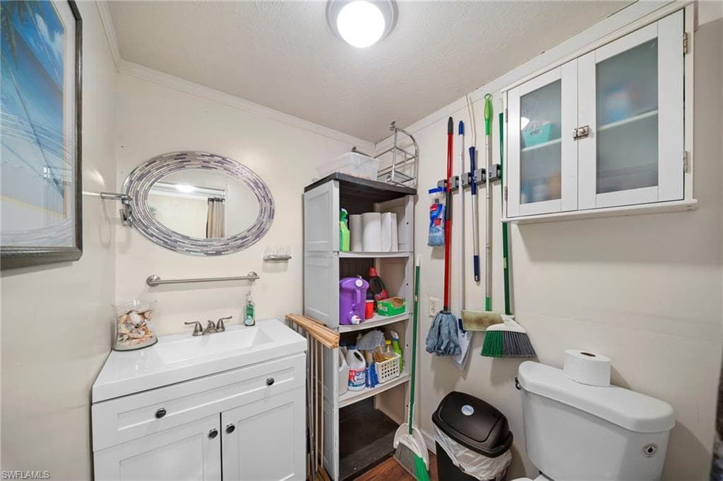 11170 Ballweg LN-18