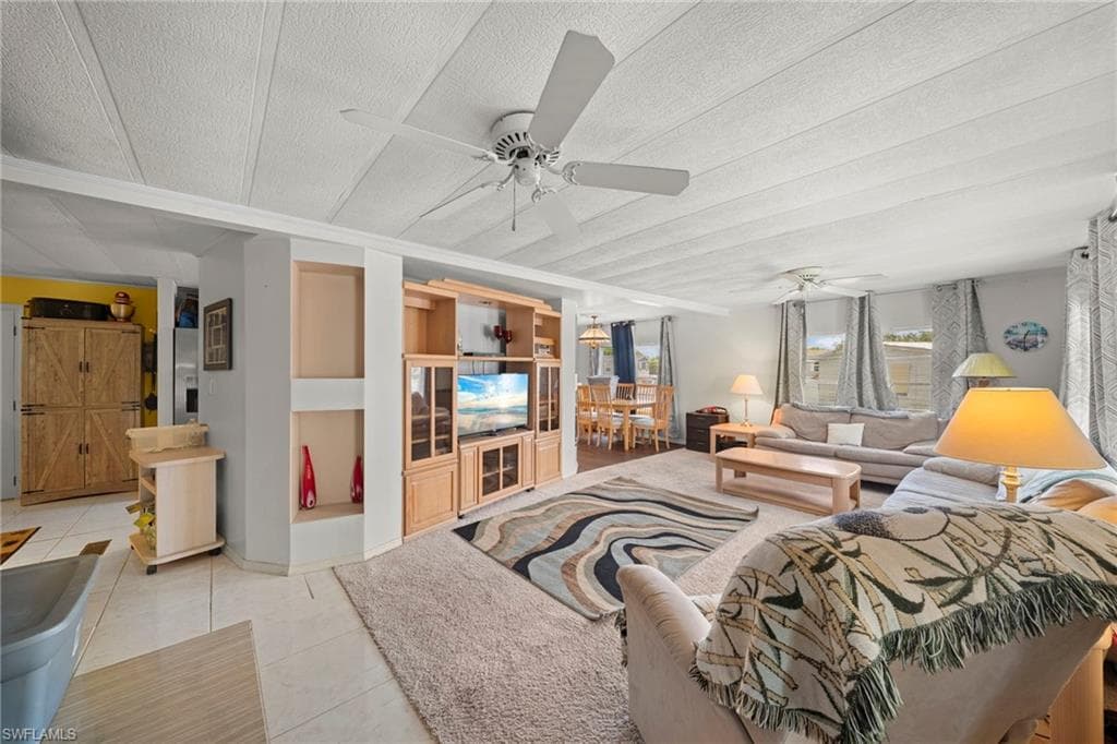 11170 Ballweg LN-4