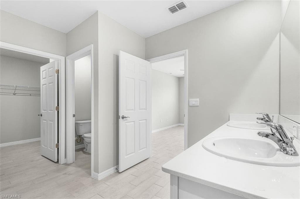 3658 Rollingwater WAY-15