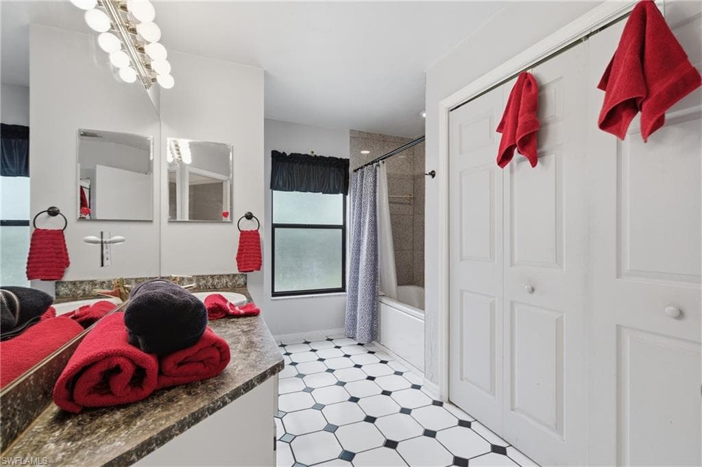 2378 River Reach DR-28