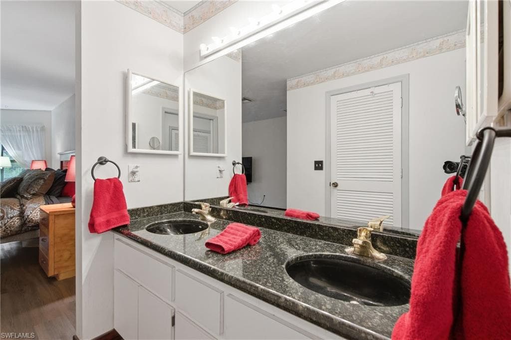 2378 River Reach DR-17