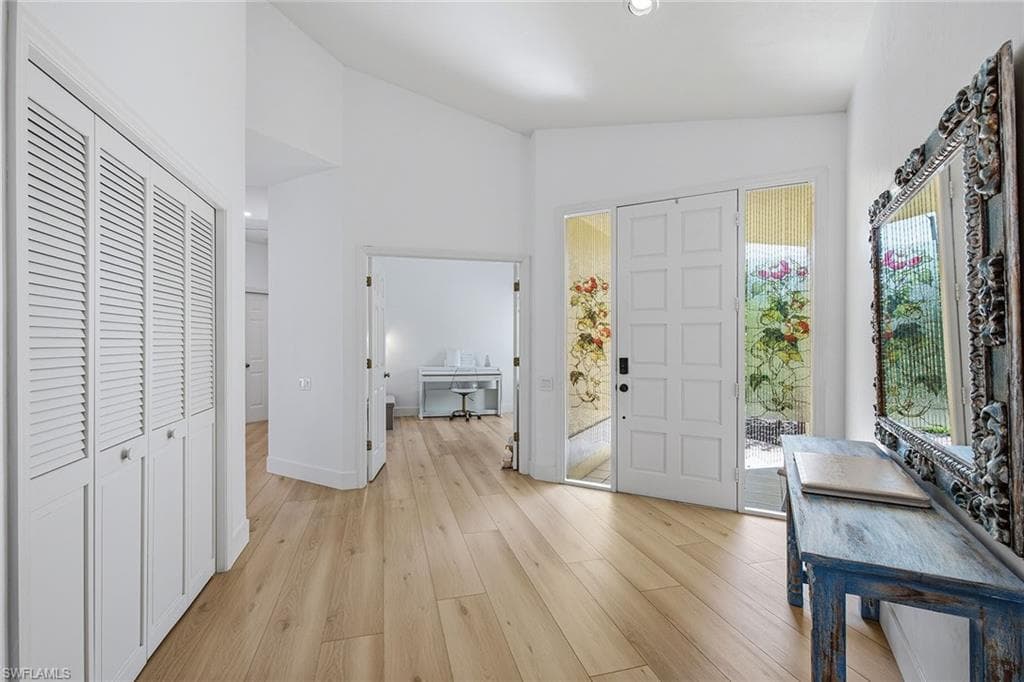 5900 Fountain DR-3