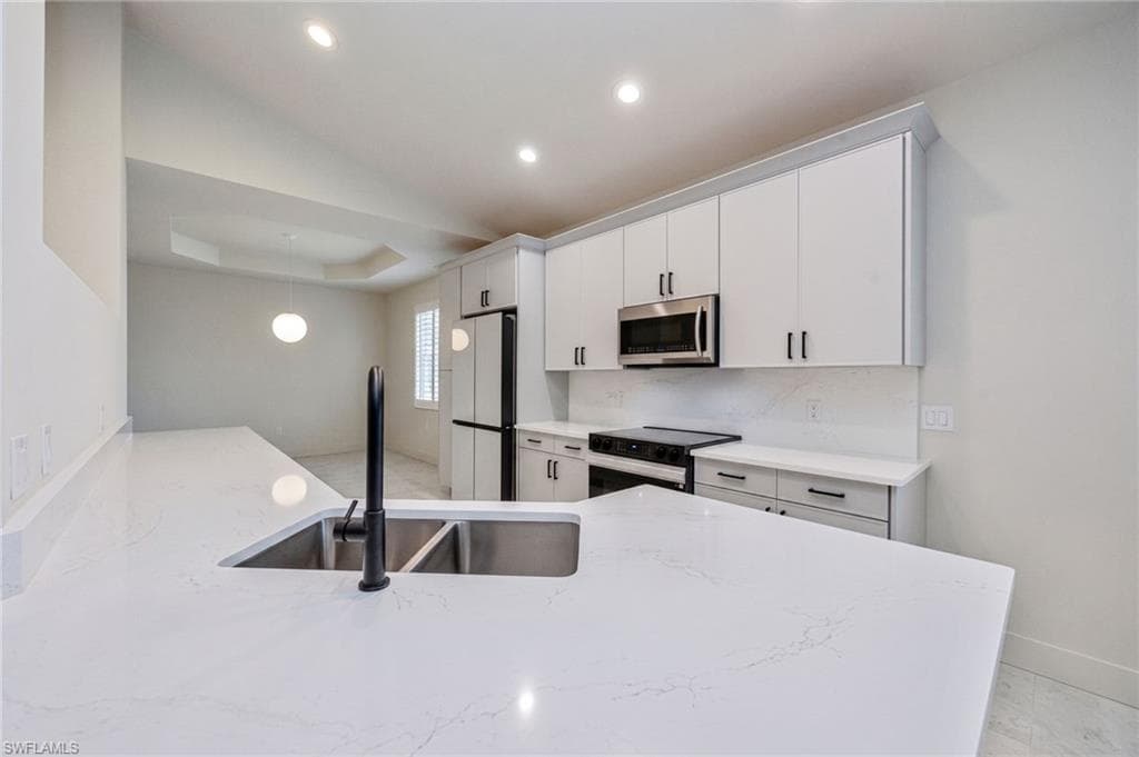 7128 Timberland CIR 201-10