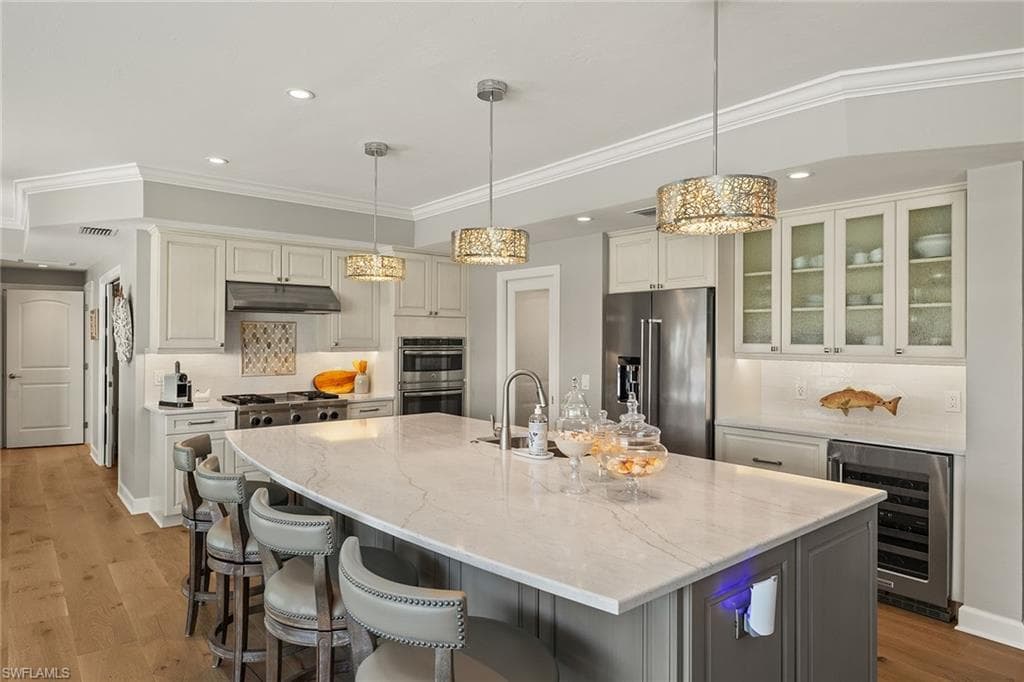 1674 Sabal Palm DR-13