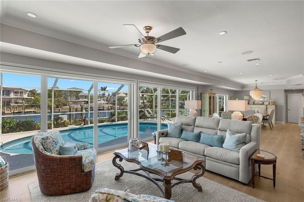 1674 Sabal Palm DR-1