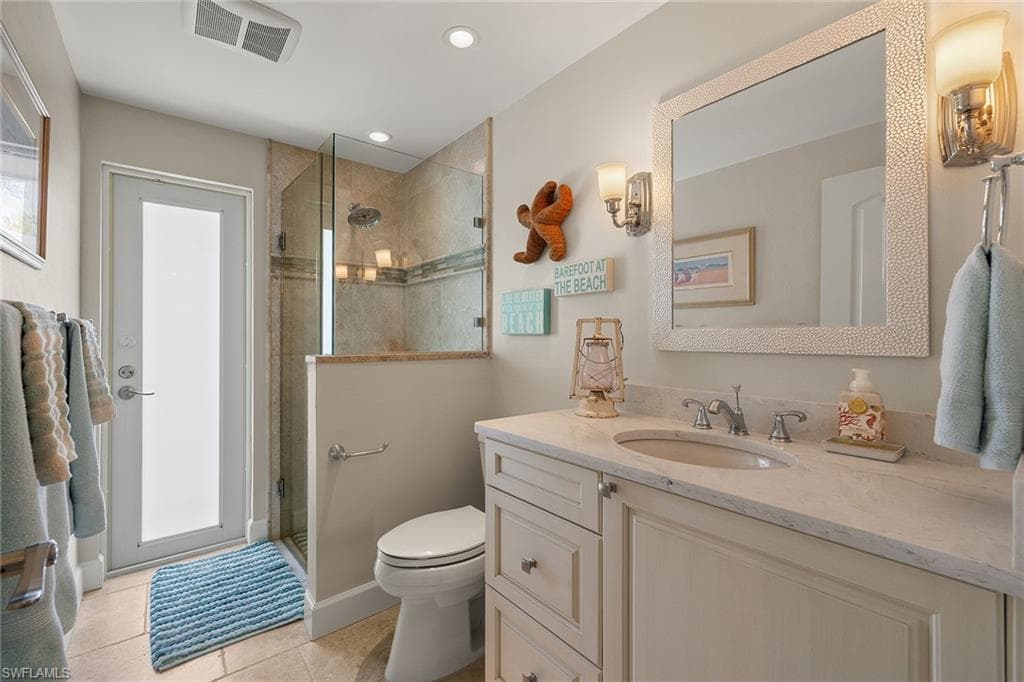 1674 Sabal Palm DR-28