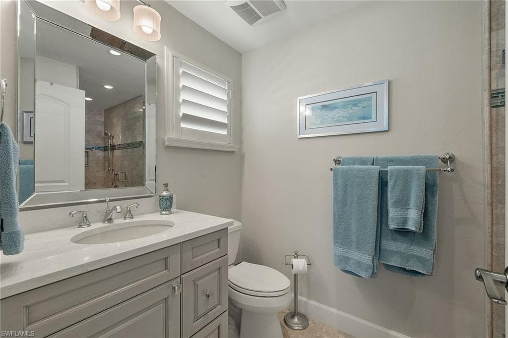 1674 Sabal Palm DR-25