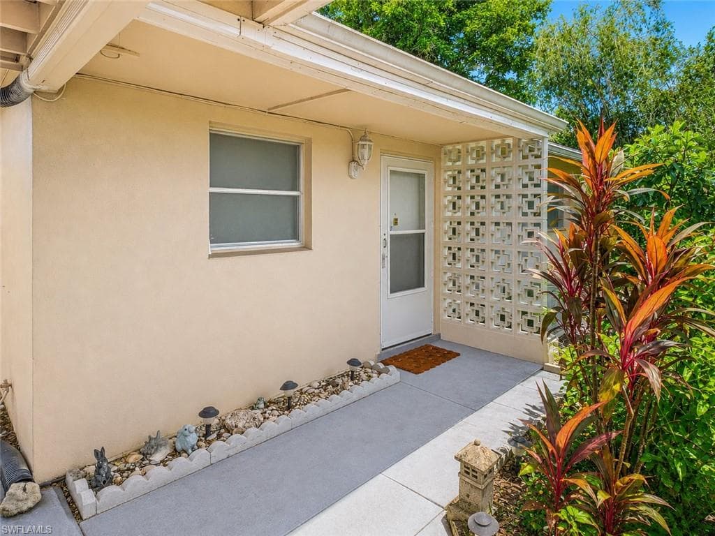 2214 Gladiola DR-2