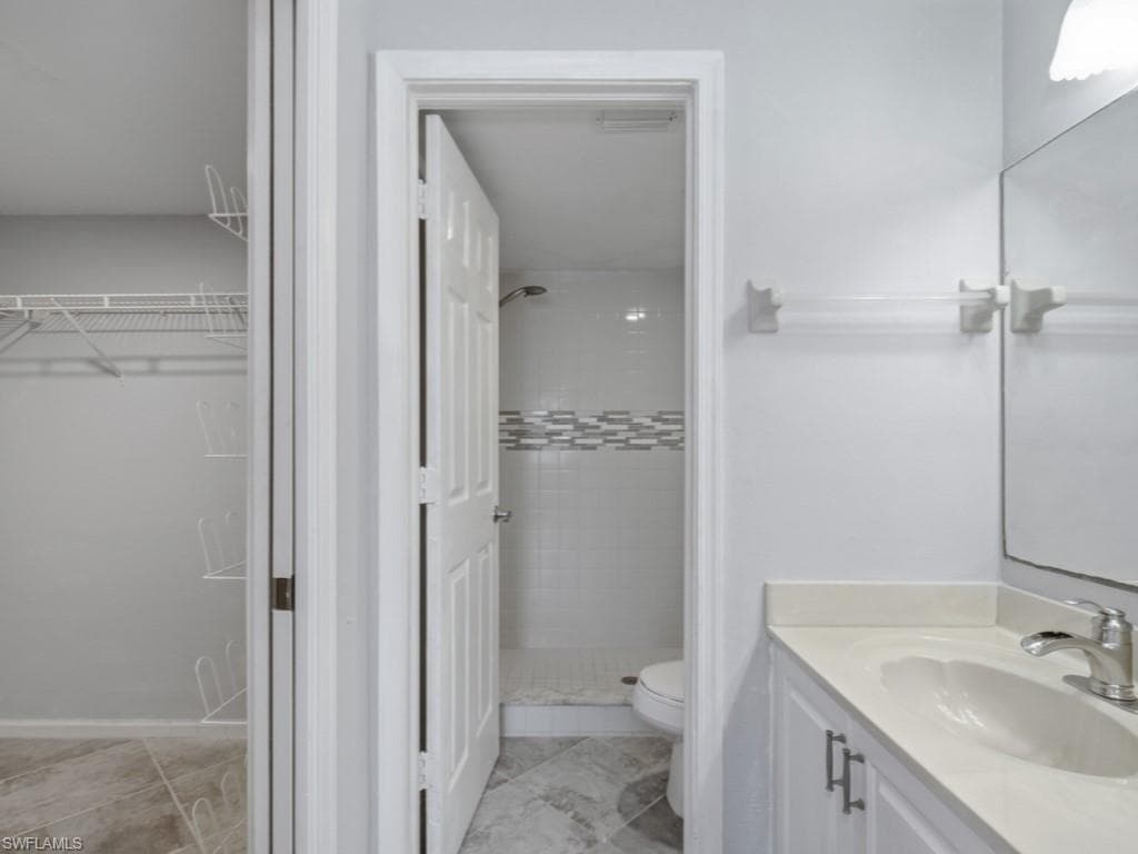 5784 Deauville CIR B204-13