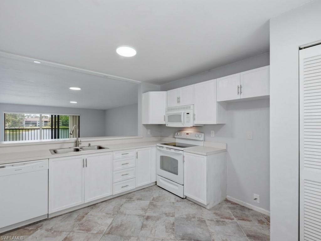 5784 Deauville CIR B204-7