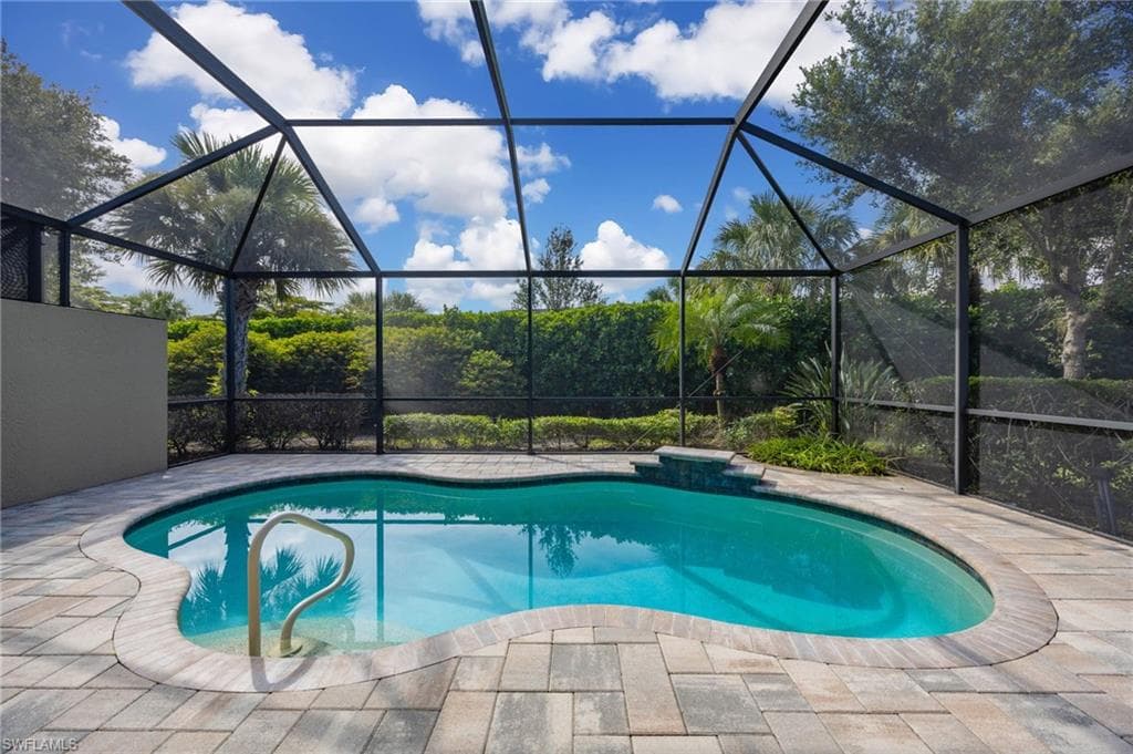 7156 Live Oak DR-17