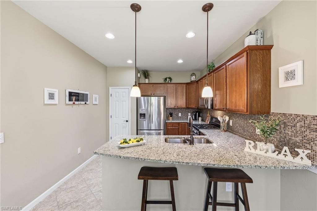 7156 Live Oak DR-4