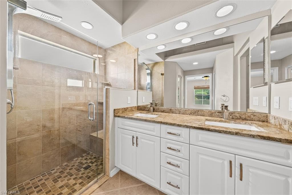 8471 Ibis Cove CIR M677-20